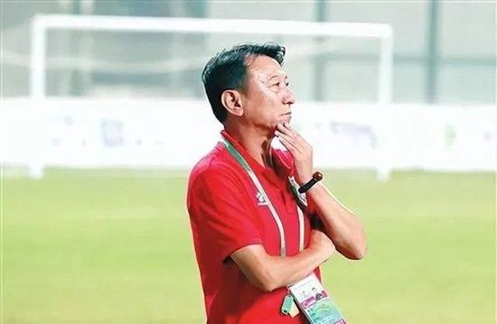 欧美女人与狗